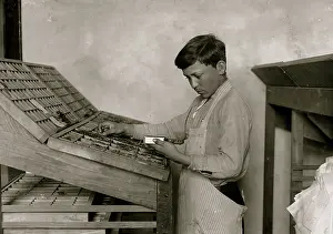 Trades Prints: Learning typesetting. Training School for Deaf Mutes. 1917 (photo)
