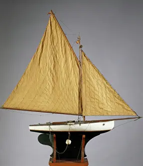 Milano Prints: Model of cutter