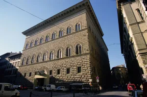 Palazzo Strozzi, begun in 1489 by Benedetto da Maiano (1442-97) and continued by Cronaca (1457-1508) (photo) Palazzo Strozzi, begun in 1489 by Benedetto da Maiano (1442-97) and continued by Cronaca (1457-1508) (photo)