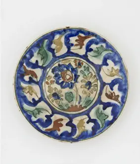 Plate, possibly Tabriz, Iran, Safavid period, late 16th-early 17th century (ceramic) Plate, possibly Tabriz, Iran, Safavid period, late 16th-early 17th century (ceramic)