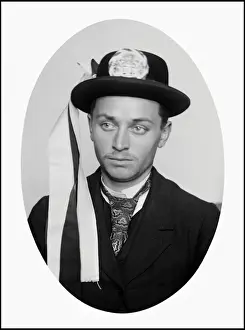 Cockade Prints: Portrait of a conscript, wearing the cockade in his hat