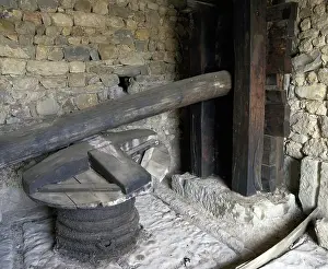 Volubilis Prints: Reconstruction of mill with olive-squeezing press