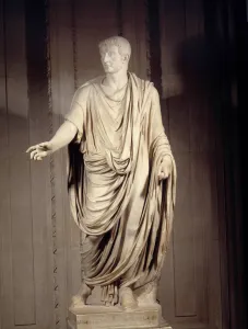 Roman art: marble statue of Emperor Tibere (Tiberio Claudio Nerone, 42 BC-37 AD) Roman art: marble statue of Emperor Tibere (Tiberio Claudio Nerone, 42 BC-37 AD)