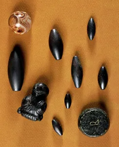 Agate Prints: Set of hematite, basalt and agate weights
