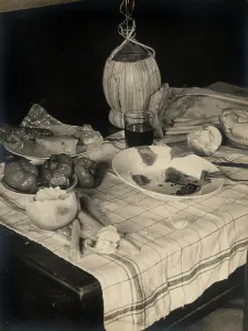 Tomatoes Prints: Set table