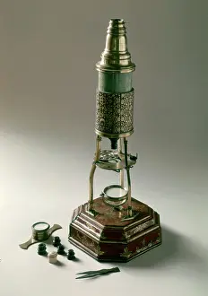 Salvator Rosa Prints: Three-pillar Compound Microscope, c.1735 (mixed media)
