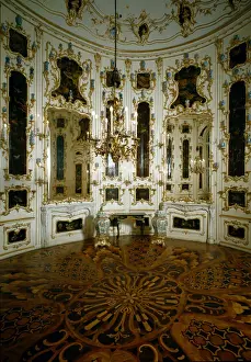 Framed Print : View of one of the circular Chinese cabinets, 18th century (photography) Framed Print : View of one of the circular Chinese cabinets, 18th century (photography)